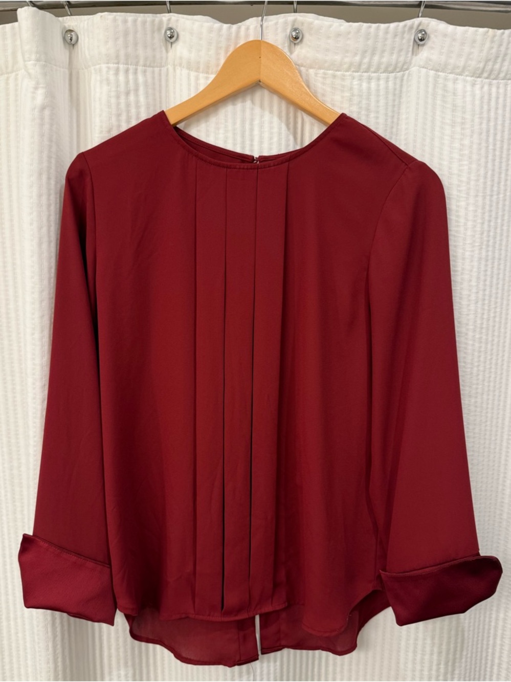 J. Crew women’s Deep Red Pleated Long-Sleeve Blouse - Size Small